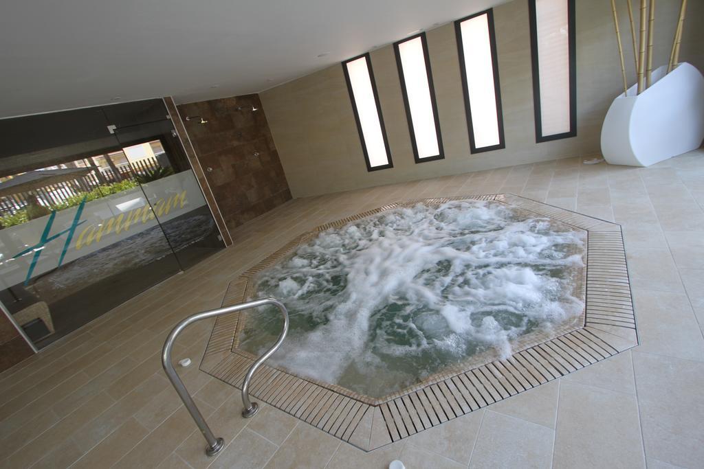 Apartamentos Cambrils Playa Spa Экстерьер фото